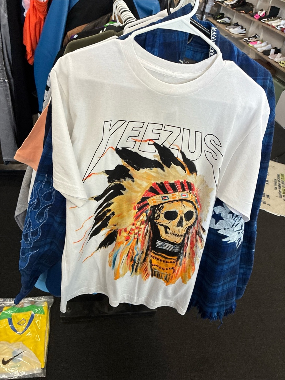 Kanye West Yeezus T-Shirt White Size M Native American Skull Graphic Yeezy New